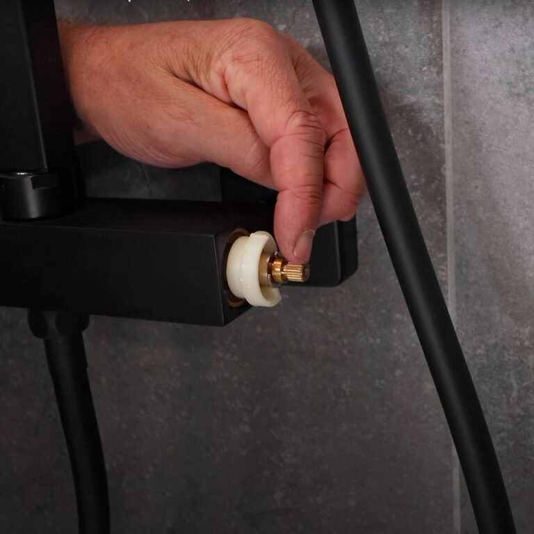 How To Adjust A Thermostatic Shower Temperature - Bathroom Mountain